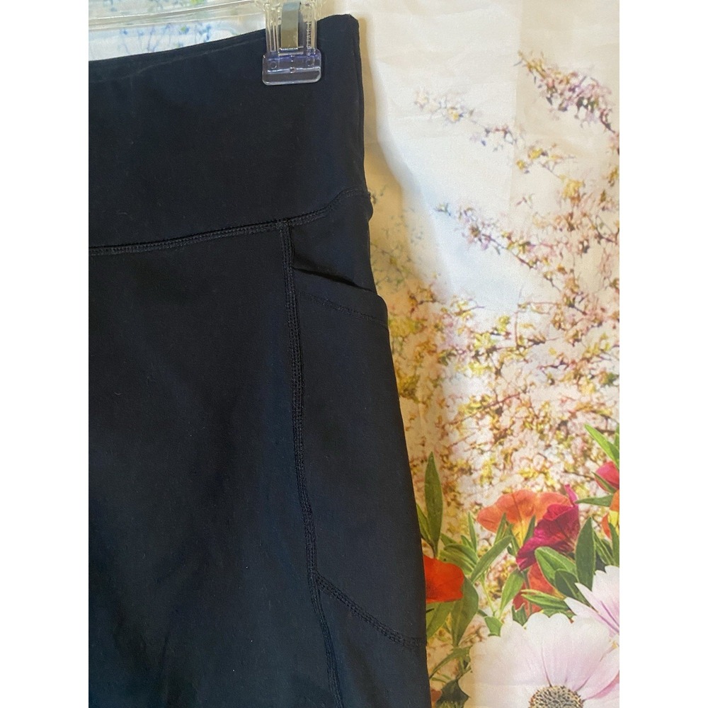 DKNY Ladies Biker Short Size Large Black - Picture 3 of 6